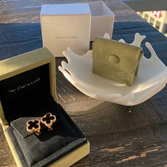 Vintage alhambra ONYX, yellow gold. New condition - Picture 2 of 2